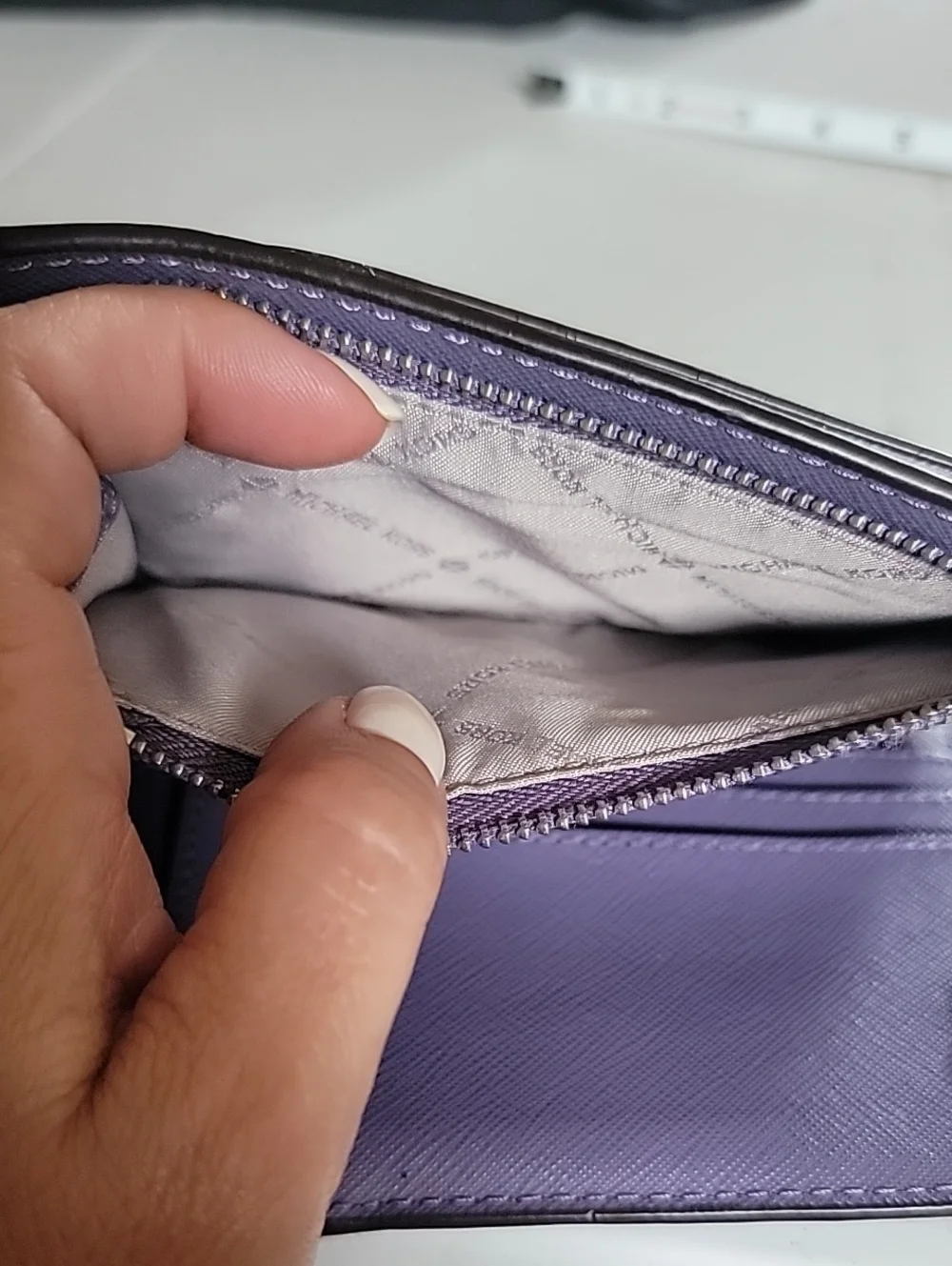 Michael Kors Lilac Saffiano  Card Wallet
